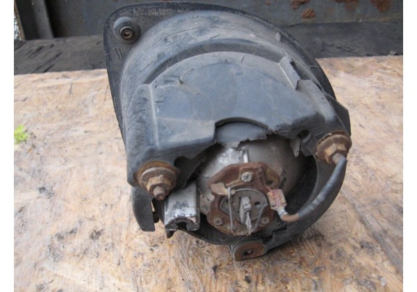 Протитуманна фара права Renault Clio II , 7701410517